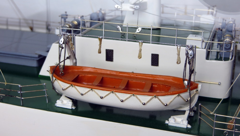 Detailaufnahme aus der Sammlung - Werftmodell aus der Werkstatt von Chr. Stührmann, Hamburg